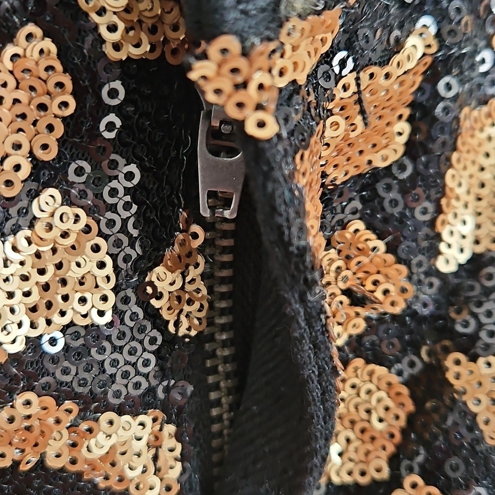 Boutique Black Sequined Abstract Animal Print Shorts Glam Party Size M - Picture 6 of 9